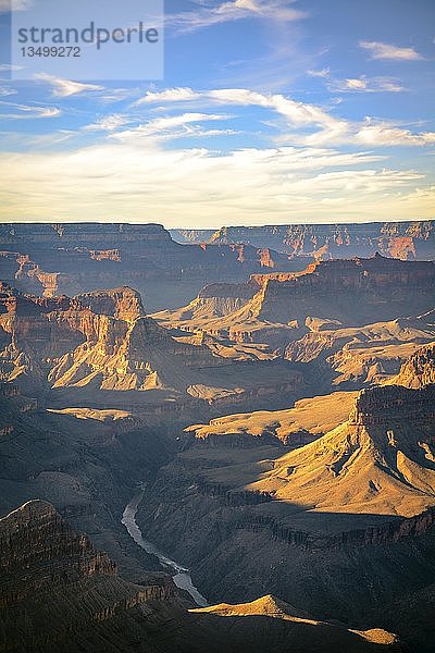 Panorama  Schlucht des Grand Canyon mit dem Colorado River  Blick vom Mohave Point  erodierte Felslandschaft  South Rim  Grand Canyon National Park  Arizona  USA  Nordamerika