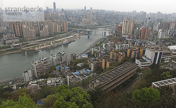 Yangtze-Skyline  Chongqing  Provinz Chongqing  China  Asien