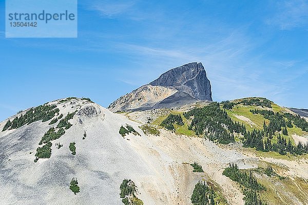 Schwarzer Stoßzahn  Vulkanischer Berg  Garibaldi Provincial Park  British Columbia  Kanada  Nordamerika