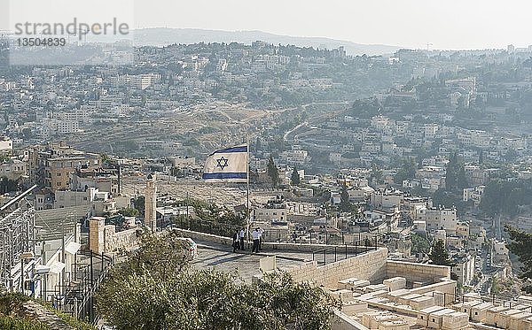 Jüdischer Friedhof auf dem südlichen Ölberg  Blick über Jerusalem  Israel  Asien