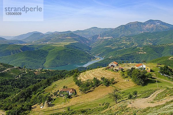 Fierza-Stausee  Liqeni i Fierzës  bei Kukës  Qark Kukes  Albanien  Europa