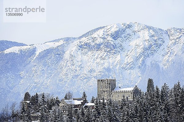 Schloss Itter  Kitzbüheler Alpen  Tirol  Österreich  Europa