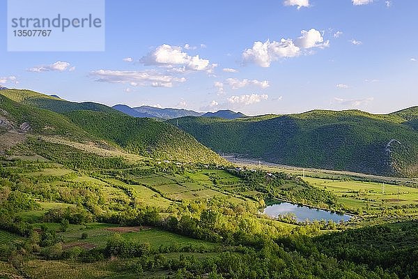 Barmash-Pass-Landschaft  Region Korça  Korca  Albanien  Europa