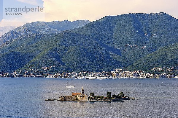 Insel Gospa od Milosti  Gospe od Milosr?a  Tivat  Tivat-Becken  Bucht von Kotor  Montenegro  Europa