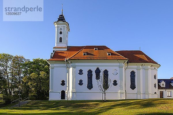 Votivkirche St. Thekla  Welden  Landkreis Augsburg  Schwaben  Bayern  Deutschland  Europa