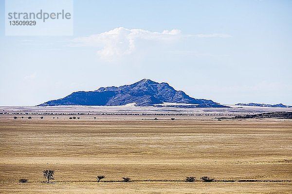 Luftaufnahme  Heinrichsberg  Namib-Naukluft-Nationalpark  nördlicher Teil  Erongo-Region  Namibia  Afrika