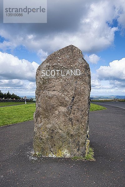 Grenzstein  schottische und englische Staatsgrenze  England  Großbritannien
