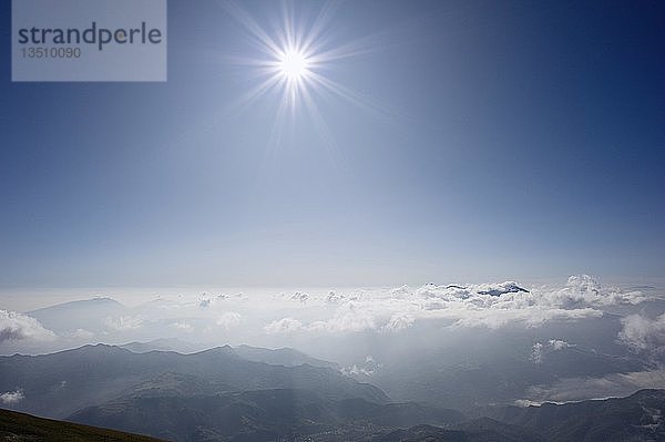 Hoch über dem Forca di Presta-Pass  Monte Sibillini  Apennin  Marken  Italien  Europa