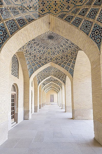 Nasir-ol-molk-Moschee  rosa Moschee  Shiraz  Iran  Asien