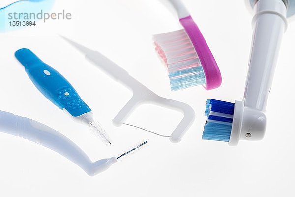 Zahnpflegeprodukte  Mundhygiene  Zahnbürste  elektrische Zahnbürste  Zahnstocher  Interdentalbürste  Interdentalseide