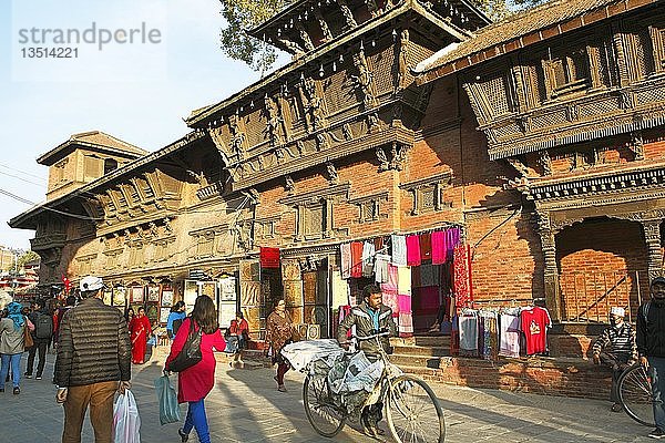 Newari-Holzschnitzereien an Gebäuden  Durbar Square  Altstadt  Kathmandu  Nepal  Asien