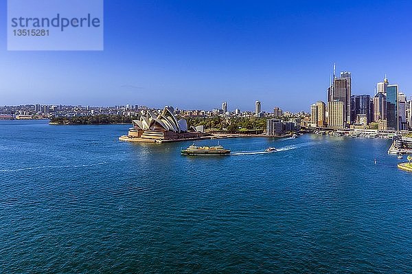 Circular Quay  Skyline mit Sydney Opera House  Oper  Finanzviertel  Bankenviertel  Sydney  New South Wales  Australien  Ozeanien