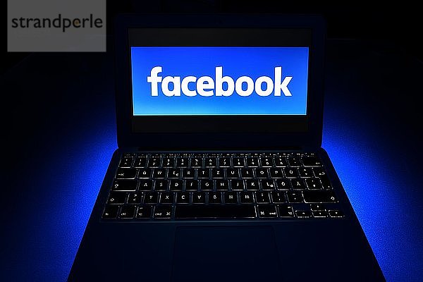 Symbolbild Cybercrime Facebook  Computerkriminalität  Datenschutz  Deutschland  Europa