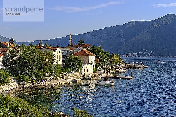 Dobrota  Bucht von Kotor  Montenegro  Europa