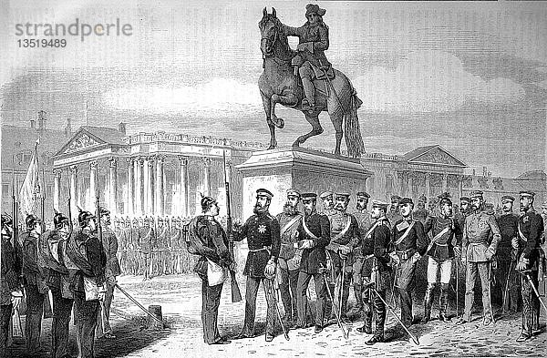 Ordensverleihung auf dem Schlossplatz in Versailles durch den Kronprinzen von Preußen am 27. September  Deutsch-Französischer Krieg 1870/71  Holzschnitt  Frankreich  Europa