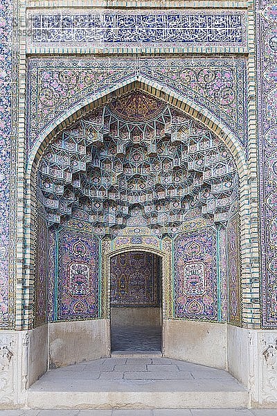Nasir-ol-molk-Moschee  rosa Moschee  Shiraz  Iran  Asien