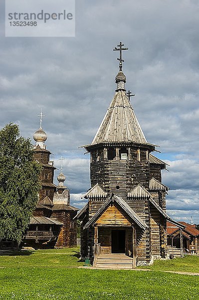 Holzkirche im Museum für Holzarchitektur in der Unesco-Welterbestätte Suzdal  Goldener Ring  Russland  Europa