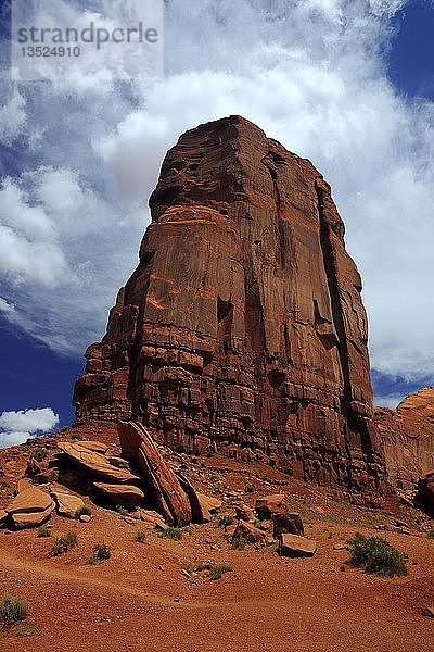 Typische Landschaftsform  Buttes of Monument Valley  Arizona  USA  Nordamerika