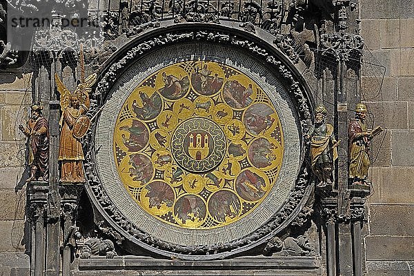 Kalender der Astronomischen Uhr auf dem Turm des Altstädter Rathauses  Altstädter Ring  historisches Viertel  Prag  Böhmen  Tschechische Republik  Europa