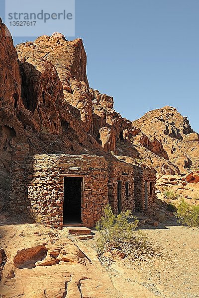 Häuser von 1935  Civilian Conservation Corps oder CCC der Naturschutzbehörden  Valley of Fire State Park  Nevada  USA  Nordamerika