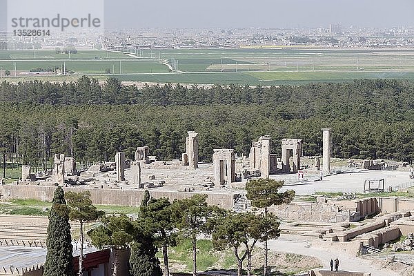 Der Hadisch-Palast oder Palast von Xerxes  Persepolis  Iran  Asien
