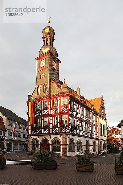 Altes Rathaus  erbaut 1715  Marktplatz  Lorsch  Kreis Bergstraße  Hessen  Deutschland  Europa