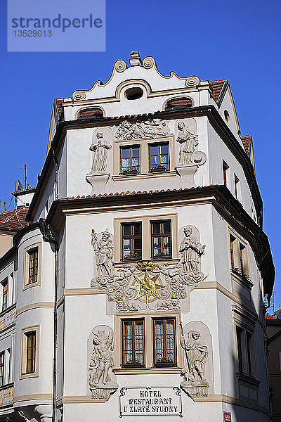 Hotel Restaurant U Zlate Studny  Fassade  Altstädter Ring  Prag  Tschechische Republik  Tschechische Republik  Europa