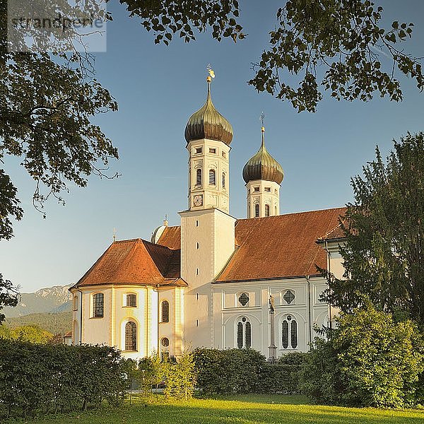 Kloster Benediktbeuren  Benediktinerkloster  Benediktbeuren  Oberbayern  Bayern  Deutschland  Europa