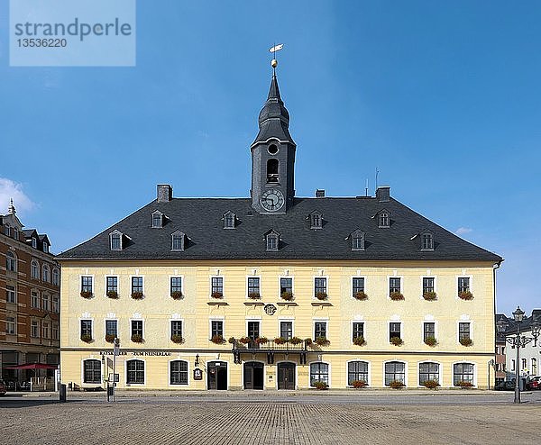 Rathaus  Marktplatz  Annaberg-Buchholz  Erzgebirge  Sachsen  Deutschland  Europa