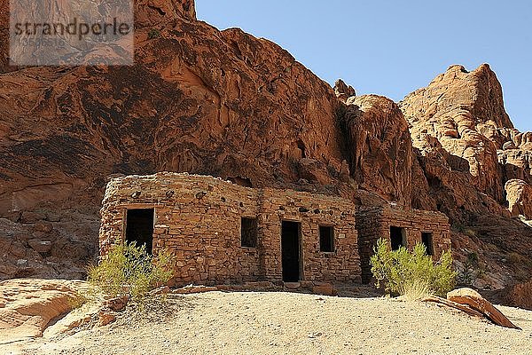 Häuser von 1935  Civilian Conservation Corps oder CCC der Naturschutzbehörden  Valley of Fire State Park  Nevada  USA  Nordamerika