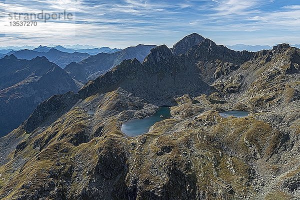 Luftaufnahme  kleine Bergseen  Klafferseen  Schladminger Tauern  Lungau  Salzburger Land  Österreich  Europa