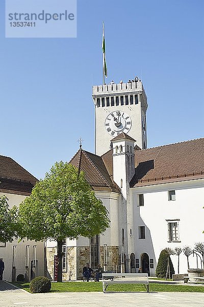 Mittelalterliche Burg im Innenhof  Ljubljana  Slowenien  Europa