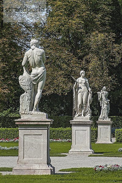 Jupiter und Juno  von Dominik Auliczek  Apollo von Roman Anton Boos  Schloss Nymphenburg  München  Oberbayern  Bayern  Deutschland  Europa
