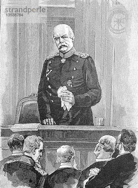 Otto Eduard Leopold von Bismarck-Schönhausen  1. April 1815  30. Juli 1898  war ein deutscher Politiker und Staatsmann  verkündete in der Reichstagssitzung vom 9. März das letzte Dekret von Kaiser Wilhelm I.  Holzschnitt aus dem Jahr 1888  Deutschland  Europa