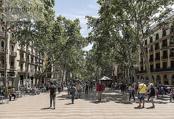 Fußgängerzone La Rambla  Barcelona  Katalonien  Spanien  Europa
