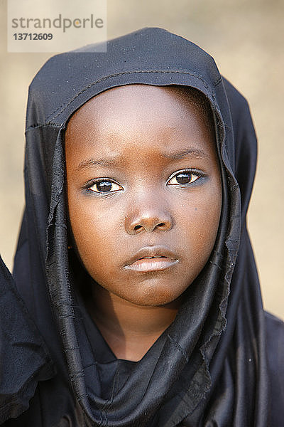 Muslimisches Mädchen in Afrika.