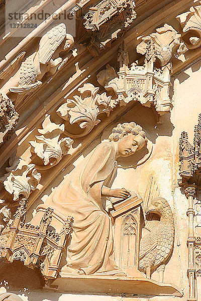 Kloster Batalha  Evangelist Johannes und der Adler  sein Symbol