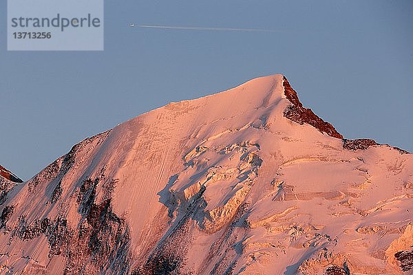 Französische Alpen  der Mont Blanc  der höchste Berg Europas (4810 m).