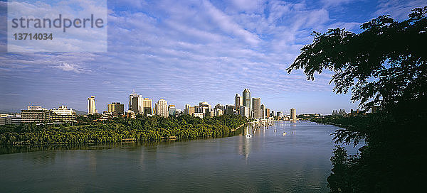 Zentrales Geschäftsviertel und Brisbane River Brisbane  Queensland  Australien