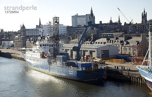 GeoBay DCF Unterwasserschiff  Hafen  Aberdeen  Schottland