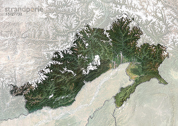 Satellitenbild des Bundesstaates Arunachal Pradesh  Indien. Dieses Bild wurde aus Daten zusammengestellt  die von den Satelliten LANDSAT 5 und 7 erfasst wurden.