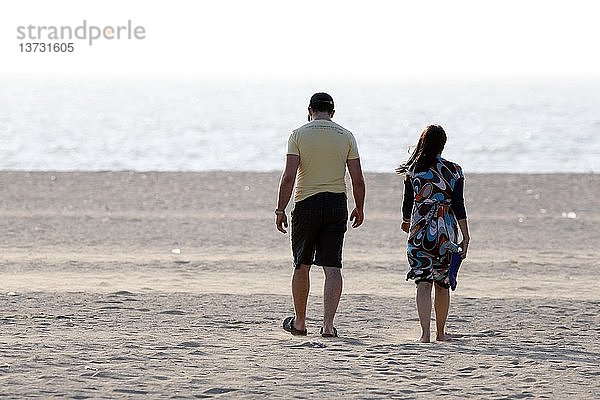 Deauville Strand  Paar.