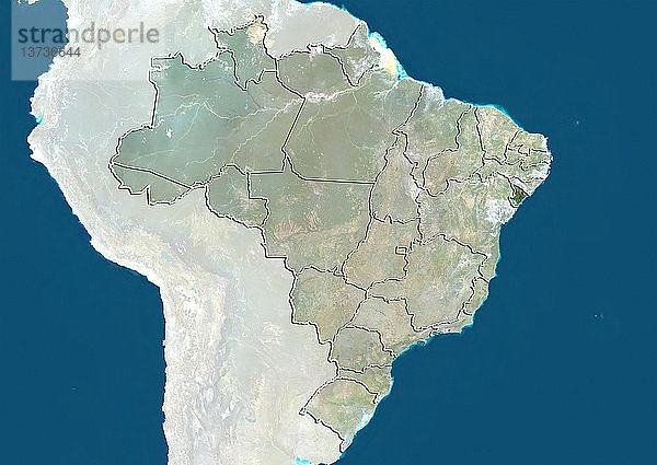 Satellitenbild von Brasilien  das den Bundesstaat Sergipe zeigt. Dieses Bild wurde aus Daten zusammengestellt  die von den Satelliten LANDSAT 5 und 7 erfasst wurden.