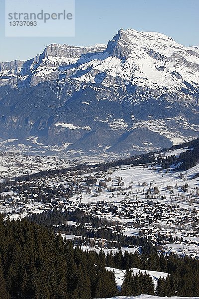 Megeve und Aiguilles de Warens  Megeve  Frankreich.