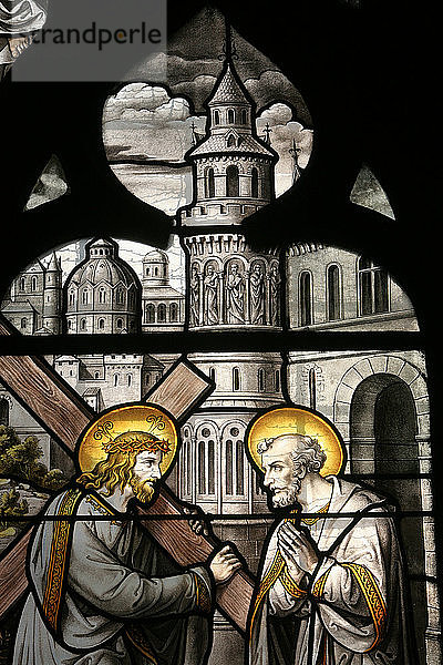 Glasfenster in der Kirche Notre Dame von Beaune  Jesus und Petrus