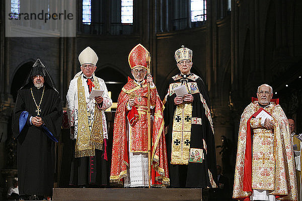 Armenisch-katholische Feier in der Pariser Kathedrale