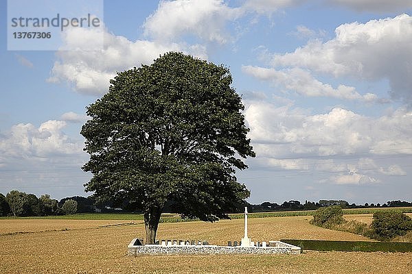 Britischer Friedhof im Tal  Vis-en-Artois.