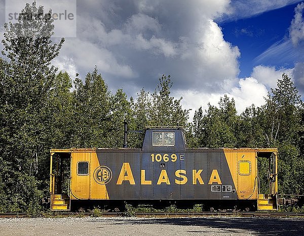 Alter Eisenbahnwaggon  Alaska 2006