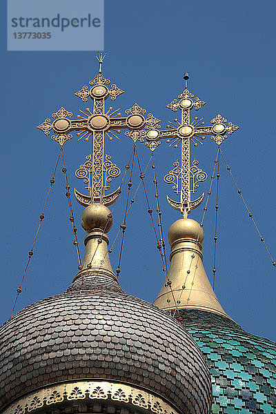 Die Russisch-Orthodoxe Kathedrale wird auch Eglise Russe oder Catedrale Saint Nicolas genannt. Sie ist die größte russisch-orthodoxe Kathedrale außerhalb Russlands.