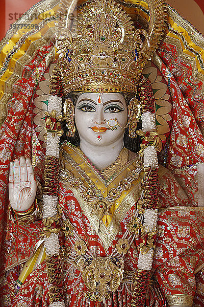Lakshman (Rama´s Bruder) Statue im Lakshman-Tempel in Rishikesh '